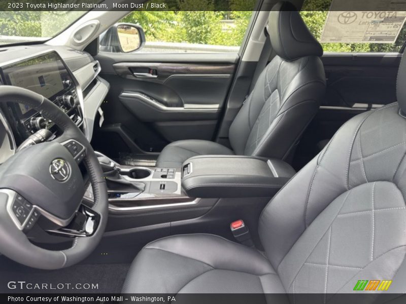 Front Seat of 2023 Highlander Platinum