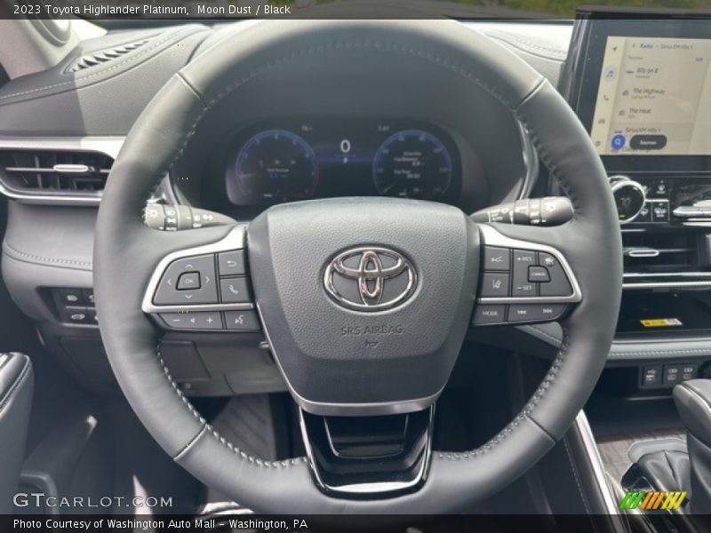 2023 Highlander Platinum Steering Wheel