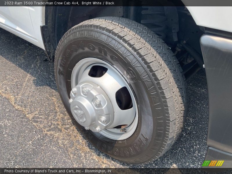 Bright White / Black 2022 Ram 3500 Tradesman Crew Cab 4x4