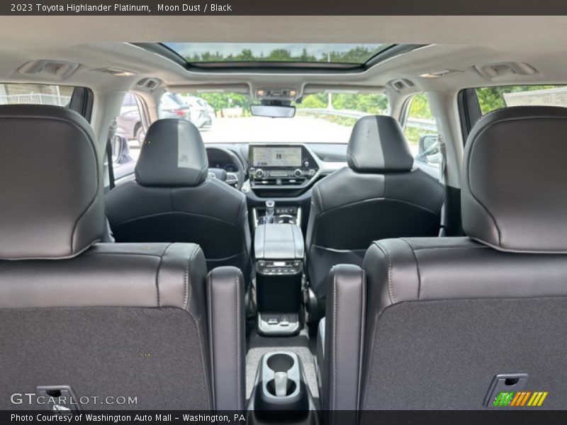 Moon Dust / Black 2023 Toyota Highlander Platinum