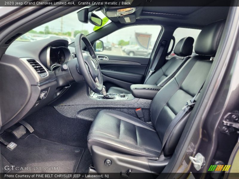 Front Seat of 2020 Grand Cherokee Limited 4x4