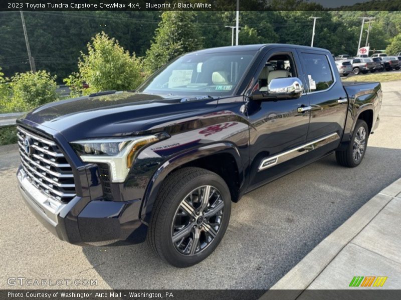 Front 3/4 View of 2023 Tundra Capstone CrewMax 4x4