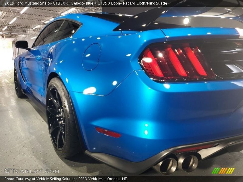 Velocity Blue / GT350 Ebony Recaro Cloth/Miko Suede 2019 Ford Mustang Shelby GT350R