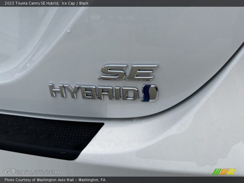  2023 Camry SE Hybrid Logo