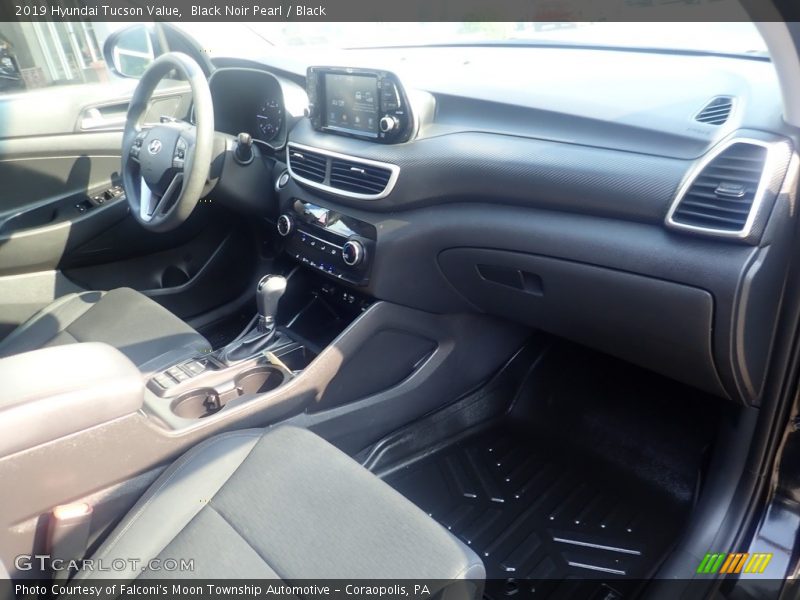 Black Noir Pearl / Black 2019 Hyundai Tucson Value