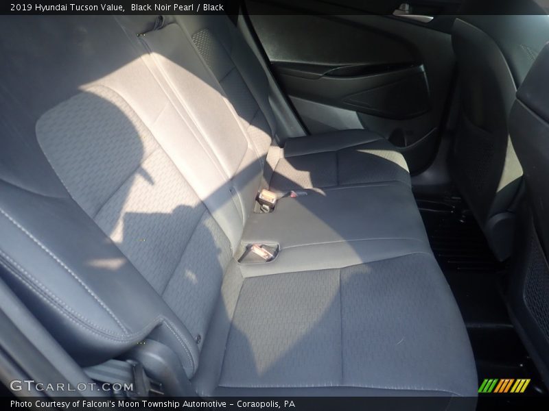 Black Noir Pearl / Black 2019 Hyundai Tucson Value