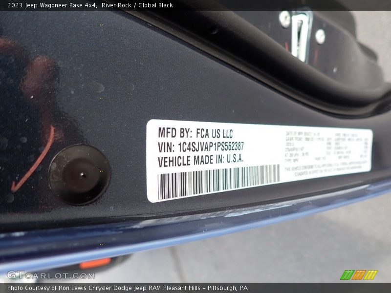 River Rock / Global Black 2023 Jeep Wagoneer Base 4x4