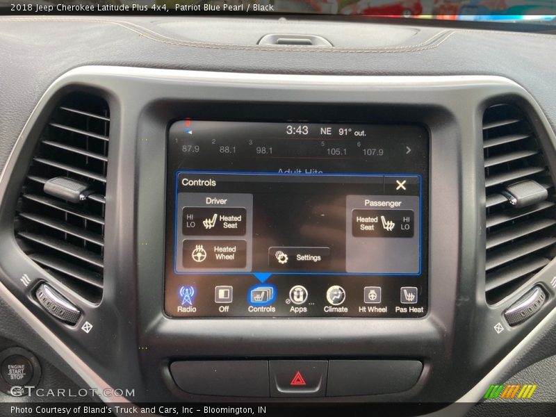 Patriot Blue Pearl / Black 2018 Jeep Cherokee Latitude Plus 4x4