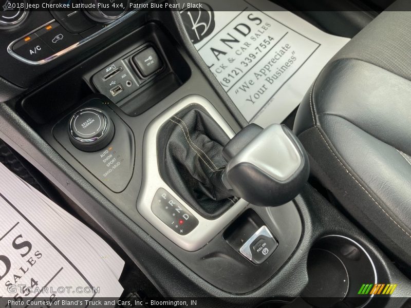 Patriot Blue Pearl / Black 2018 Jeep Cherokee Latitude Plus 4x4