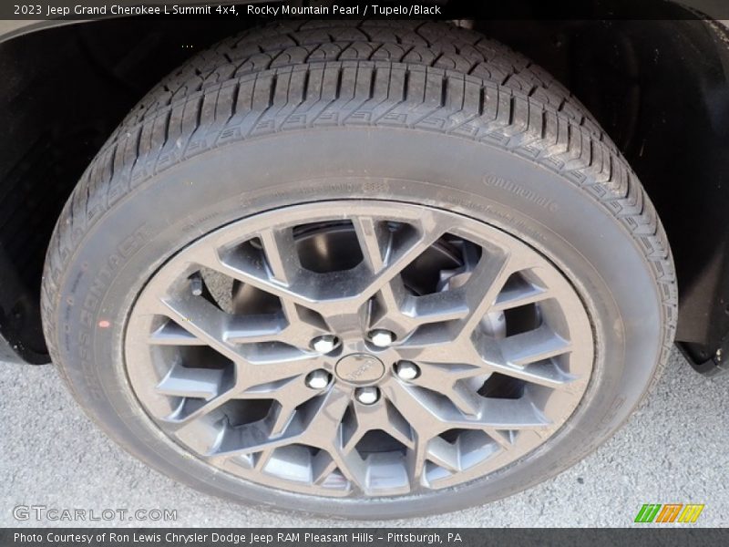  2023 Grand Cherokee L Summit 4x4 Wheel