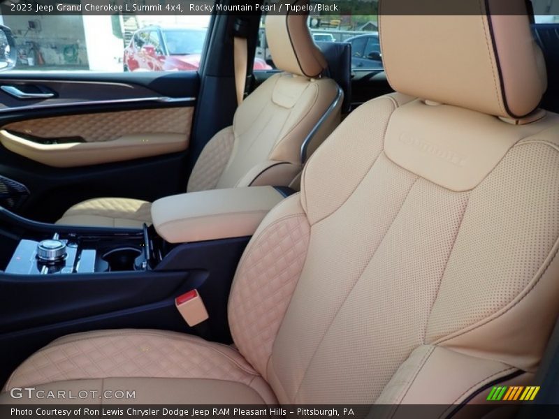 Front Seat of 2023 Grand Cherokee L Summit 4x4