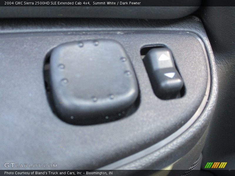 Summit White / Dark Pewter 2004 GMC Sierra 2500HD SLE Extended Cab 4x4