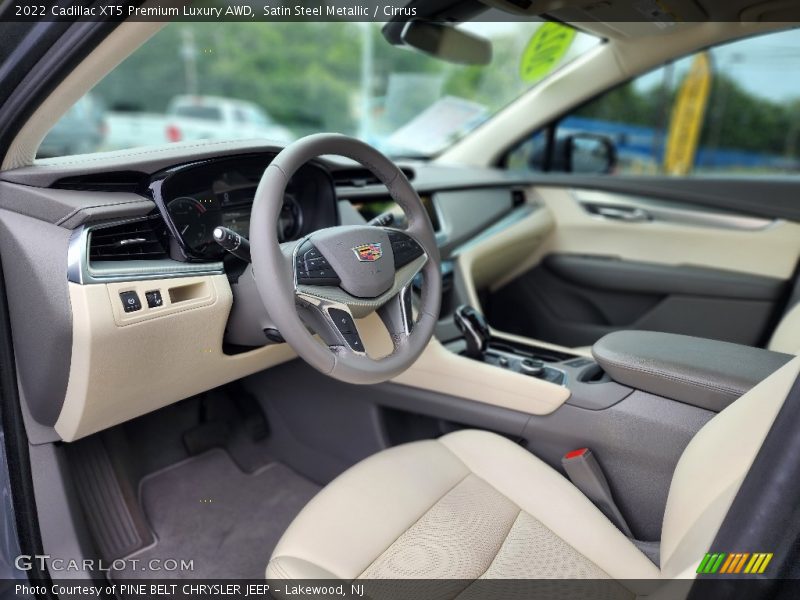  2022 XT5 Premium Luxury AWD Cirrus Interior