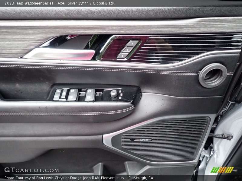 Door Panel of 2023 Wagoneer Series II 4x4