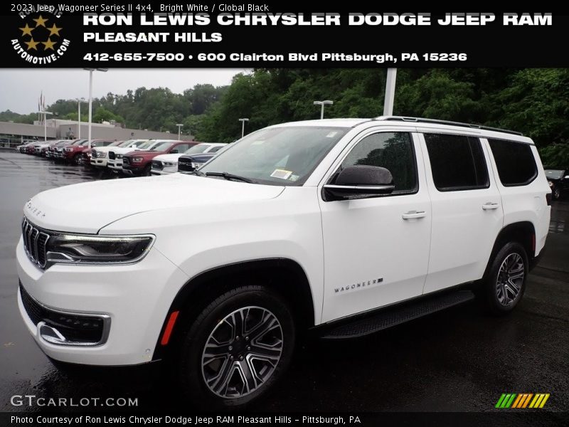 Bright White / Global Black 2023 Jeep Wagoneer Series II 4x4