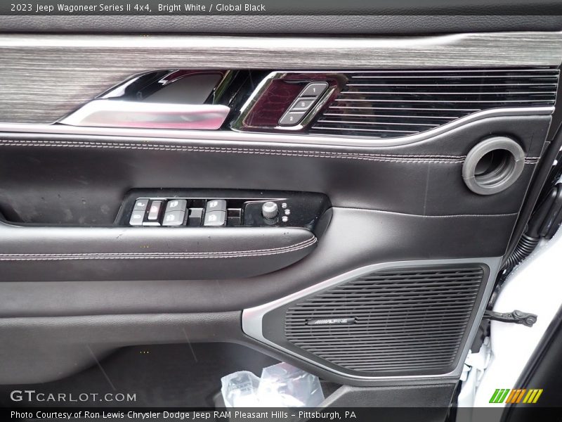 Bright White / Global Black 2023 Jeep Wagoneer Series II 4x4