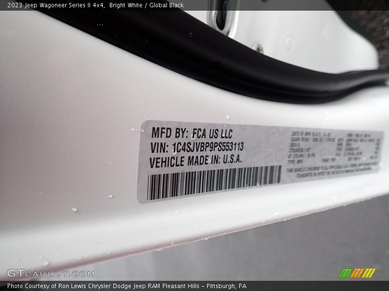 Bright White / Global Black 2023 Jeep Wagoneer Series II 4x4