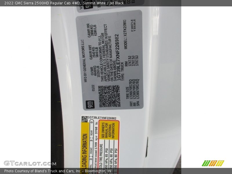 Summit White / Jet Black 2022 GMC Sierra 2500HD Regular Cab 4WD