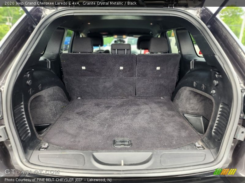 Granite Crystal Metallic / Black 2020 Jeep Grand Cherokee Laredo E 4x4