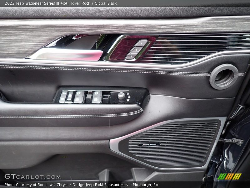 Door Panel of 2023 Wagoneer Series III 4x4