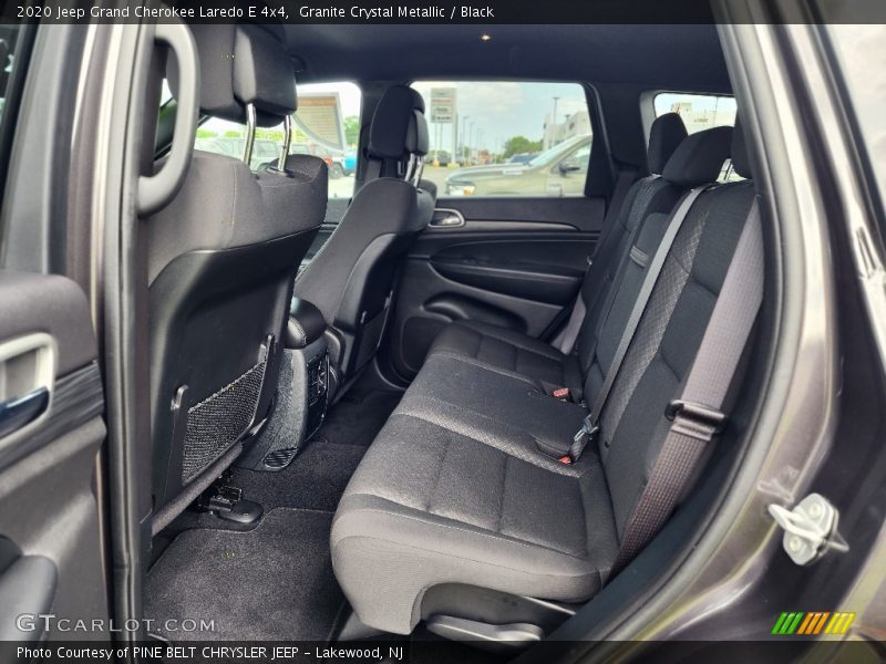 Granite Crystal Metallic / Black 2020 Jeep Grand Cherokee Laredo E 4x4