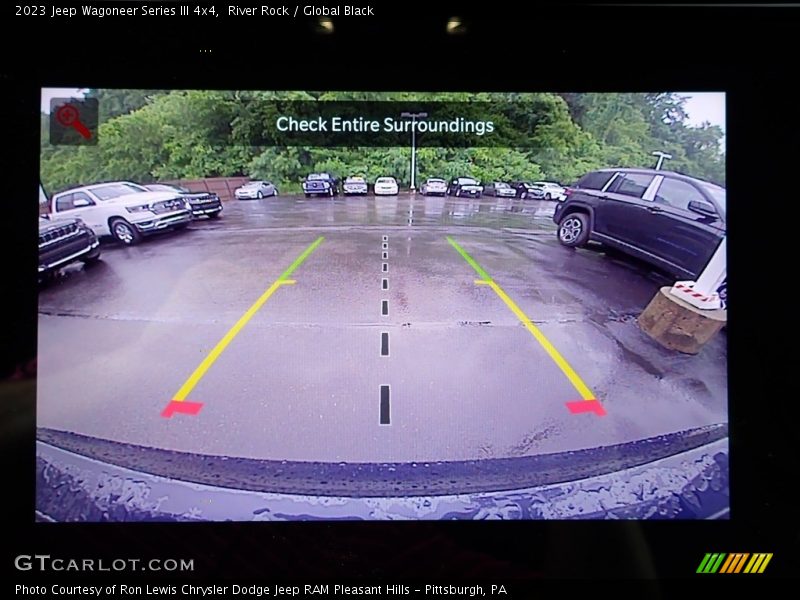 Controls of 2023 Wagoneer Series III 4x4