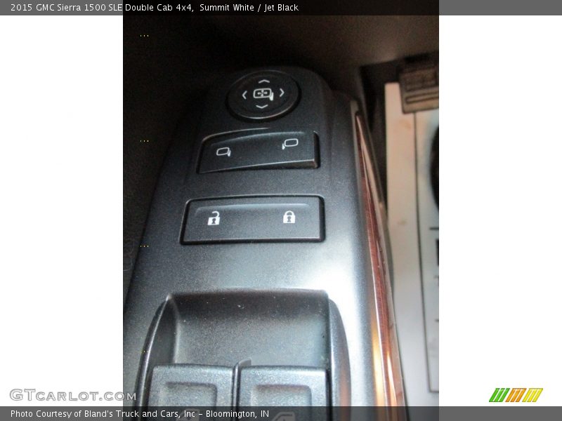 Summit White / Jet Black 2015 GMC Sierra 1500 SLE Double Cab 4x4