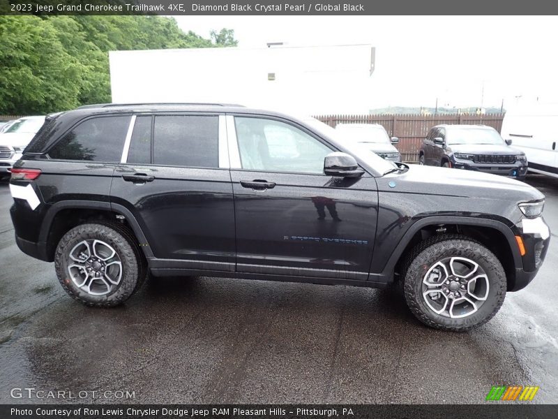 Diamond Black Crystal Pearl / Global Black 2023 Jeep Grand Cherokee Trailhawk 4XE