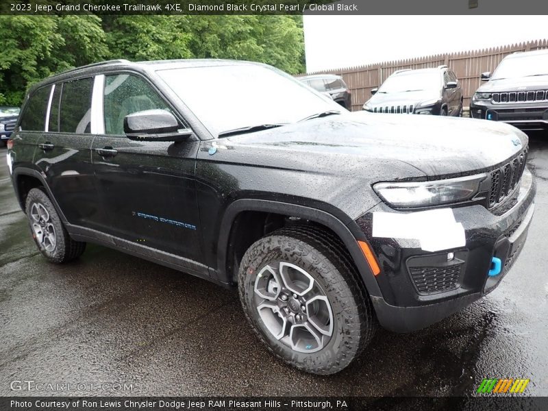 Diamond Black Crystal Pearl / Global Black 2023 Jeep Grand Cherokee Trailhawk 4XE