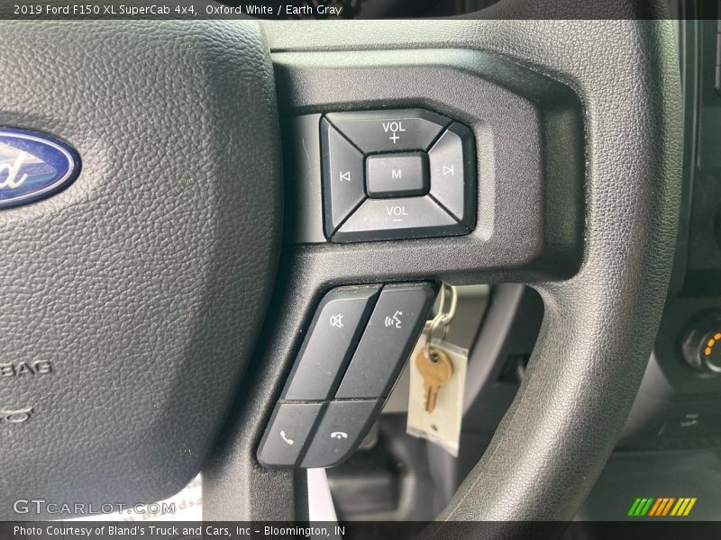 Oxford White / Earth Gray 2019 Ford F150 XL SuperCab 4x4
