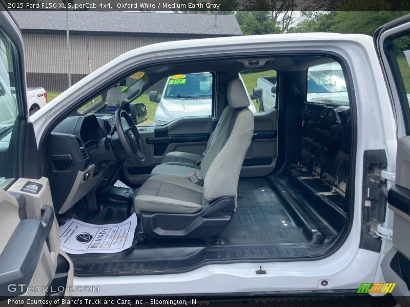 Oxford White / Medium Earth Gray 2015 Ford F150 XL SuperCab 4x4