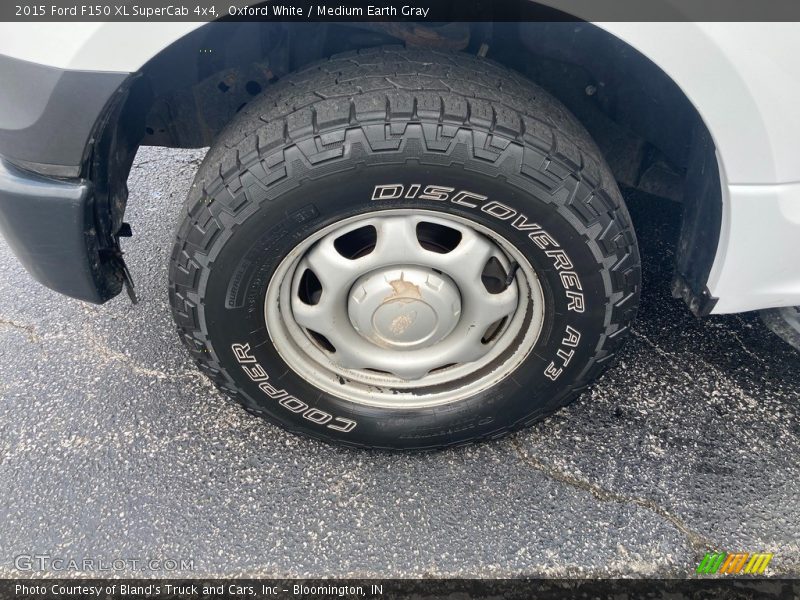 Oxford White / Medium Earth Gray 2015 Ford F150 XL SuperCab 4x4