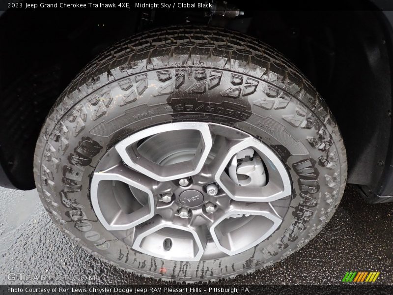 2023 Grand Cherokee Trailhawk 4XE Wheel