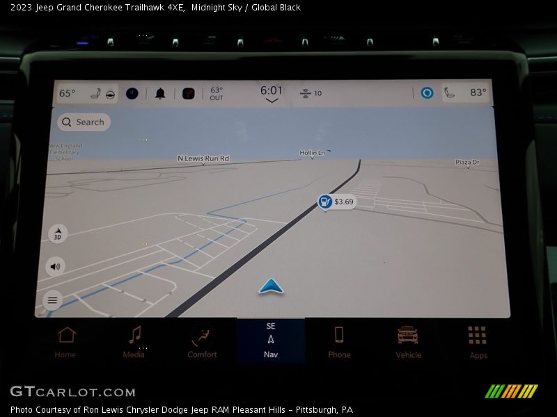 Navigation of 2023 Grand Cherokee Trailhawk 4XE