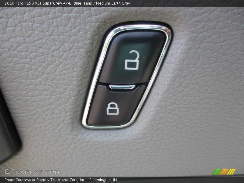Blue Jeans / Medium Earth Gray 2016 Ford F150 XLT SuperCrew 4x4