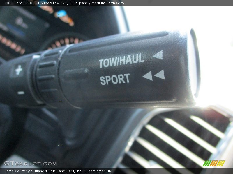 Blue Jeans / Medium Earth Gray 2016 Ford F150 XLT SuperCrew 4x4
