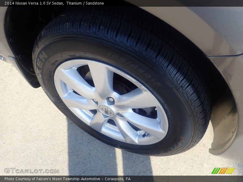 Titanium / Sandstone 2014 Nissan Versa 1.6 SV Sedan
