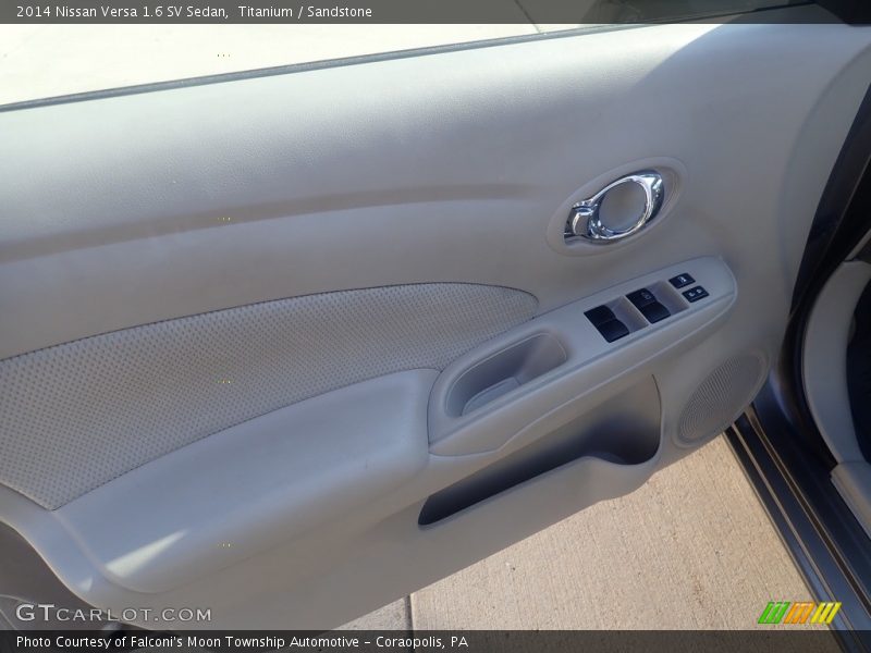 Titanium / Sandstone 2014 Nissan Versa 1.6 SV Sedan