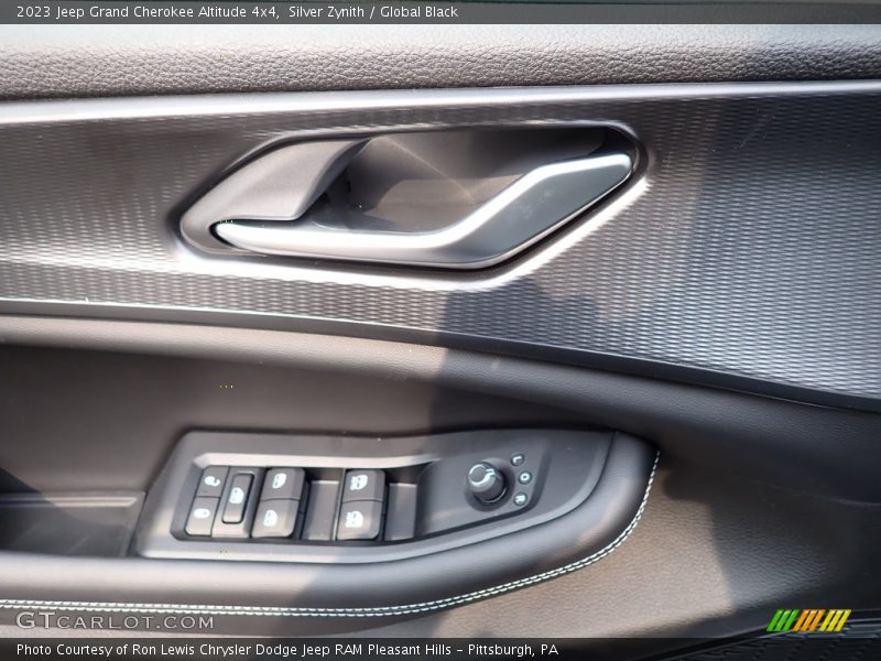 Silver Zynith / Global Black 2023 Jeep Grand Cherokee Altitude 4x4
