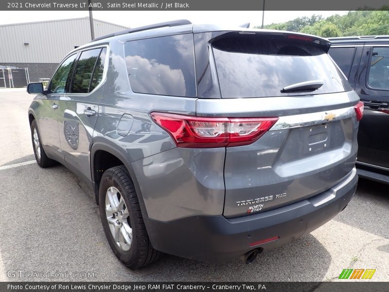 Satin Steel Metallic / Jet Black 2021 Chevrolet Traverse LT AWD