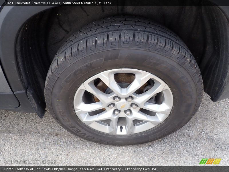 Satin Steel Metallic / Jet Black 2021 Chevrolet Traverse LT AWD