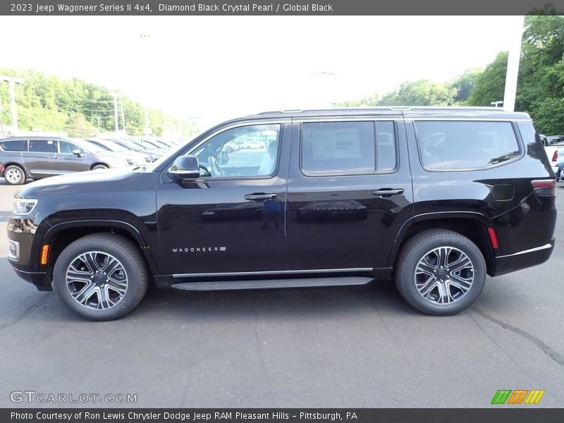 Diamond Black Crystal Pearl / Global Black 2023 Jeep Wagoneer Series II 4x4