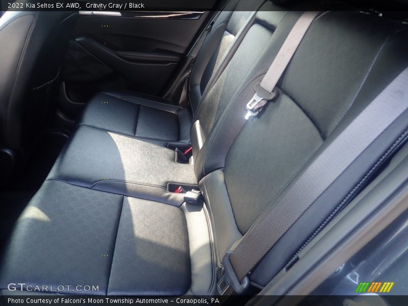 Gravity Gray / Black 2022 Kia Seltos EX AWD