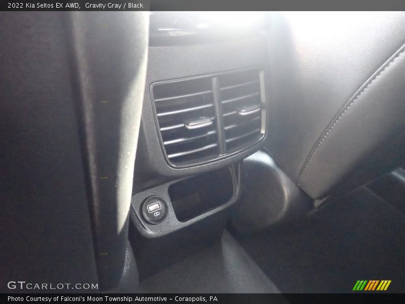 Gravity Gray / Black 2022 Kia Seltos EX AWD