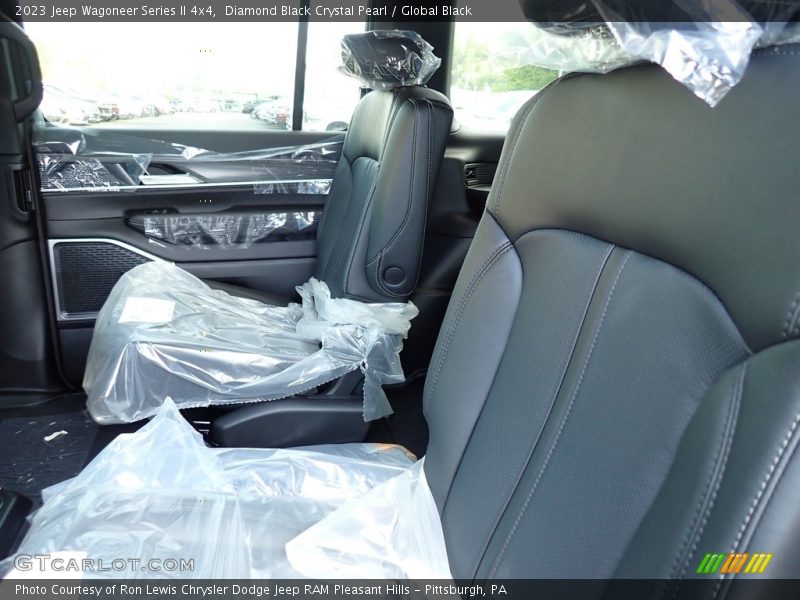 Diamond Black Crystal Pearl / Global Black 2023 Jeep Wagoneer Series II 4x4