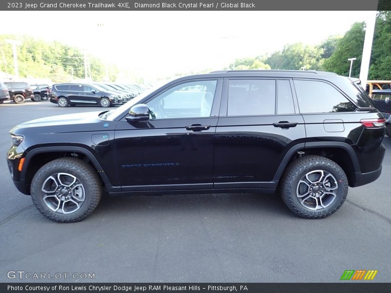  2023 Grand Cherokee Trailhawk 4XE Diamond Black Crystal Pearl