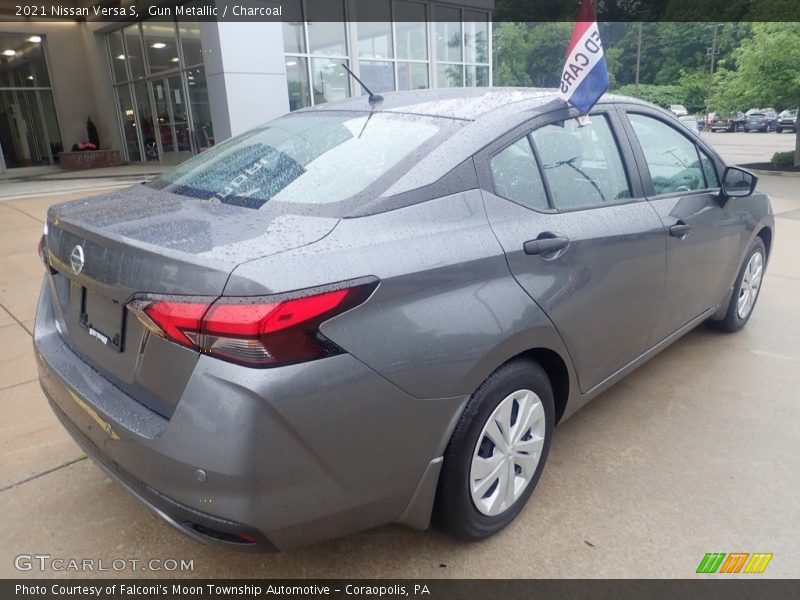 Gun Metallic / Charcoal 2021 Nissan Versa S