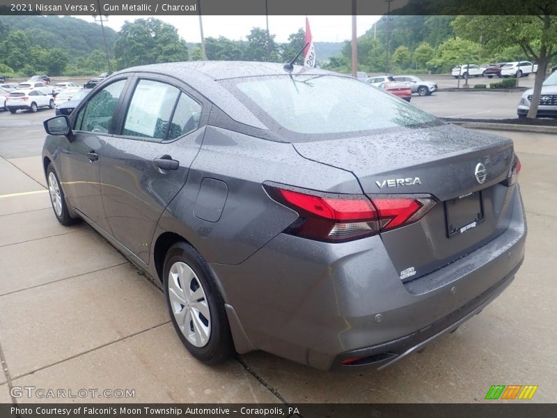 Gun Metallic / Charcoal 2021 Nissan Versa S