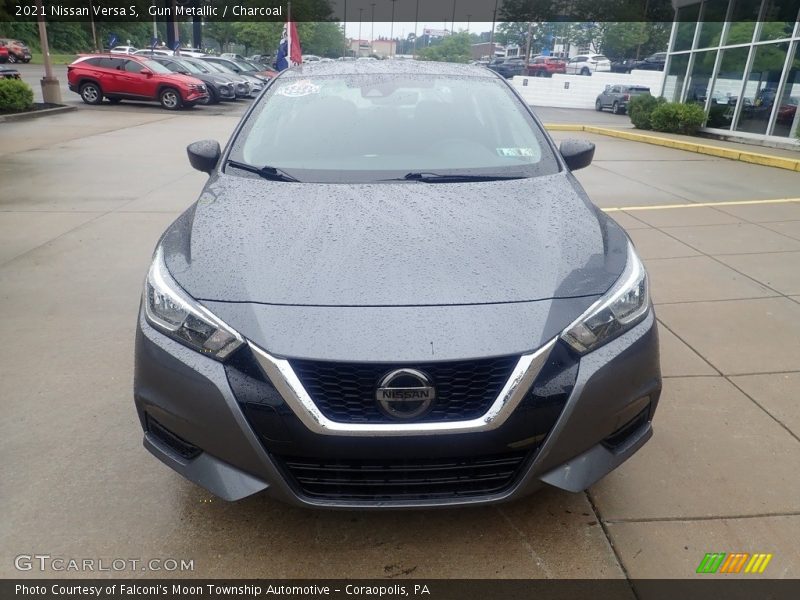 Gun Metallic / Charcoal 2021 Nissan Versa S