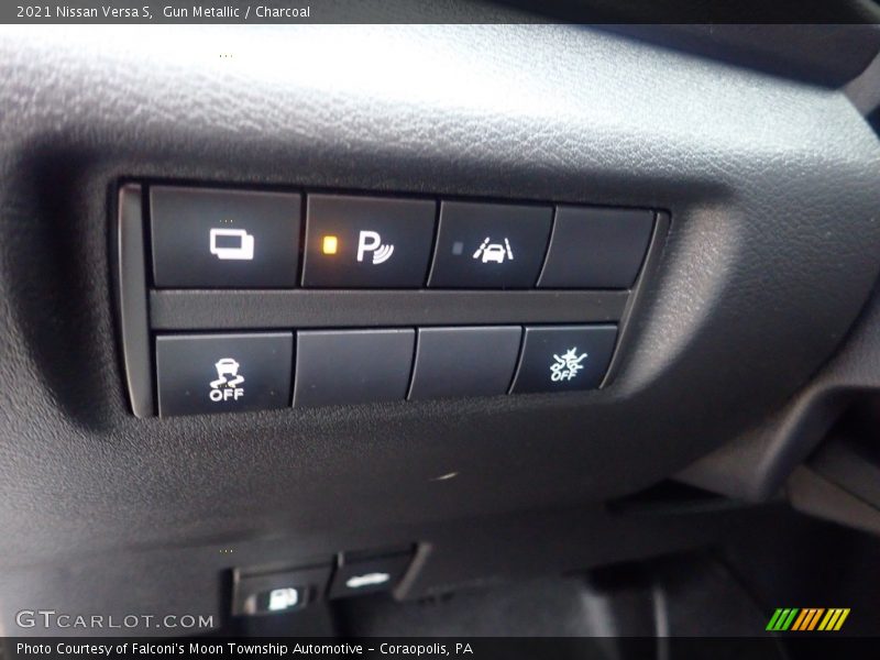 Gun Metallic / Charcoal 2021 Nissan Versa S
